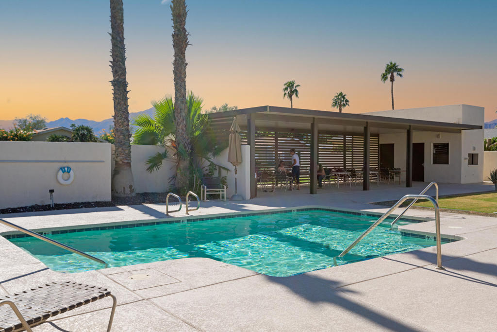 Desert Grove - Manufactured In Park