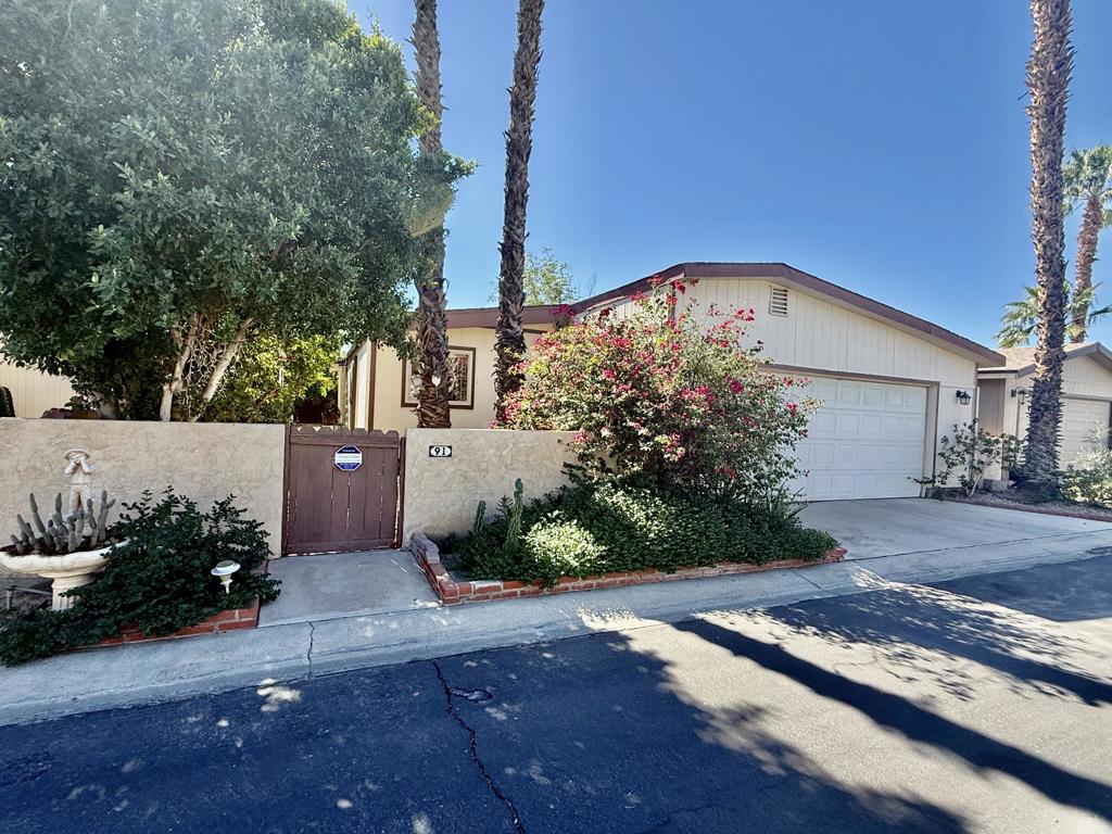 Desert Grove - Manufactured In Park