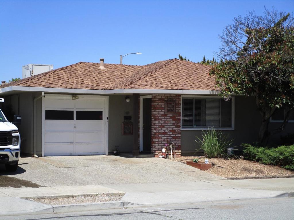 981 Sunset Drive