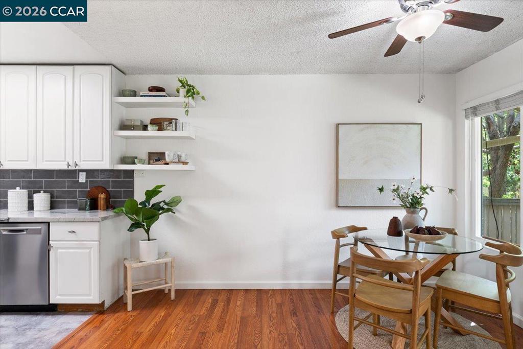 2716 Oak Road 95