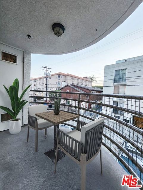 Tiny photo for 832 3rd Street #203, Santa Monica, CA 90403 (MLS # 26841041)