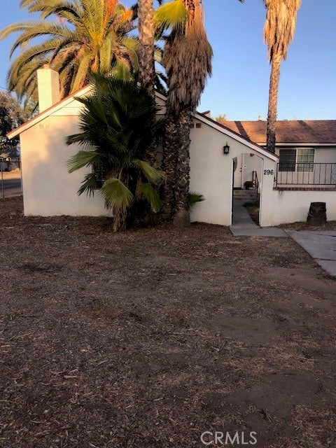 296 PALM AVE