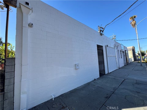 Photo of 3332 E 14th ST, Los Angeles, CA 90023 (MLS # CV26228534)