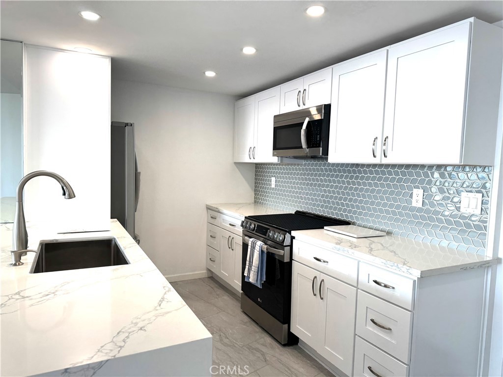 700 E Ocean Boulevard 2801