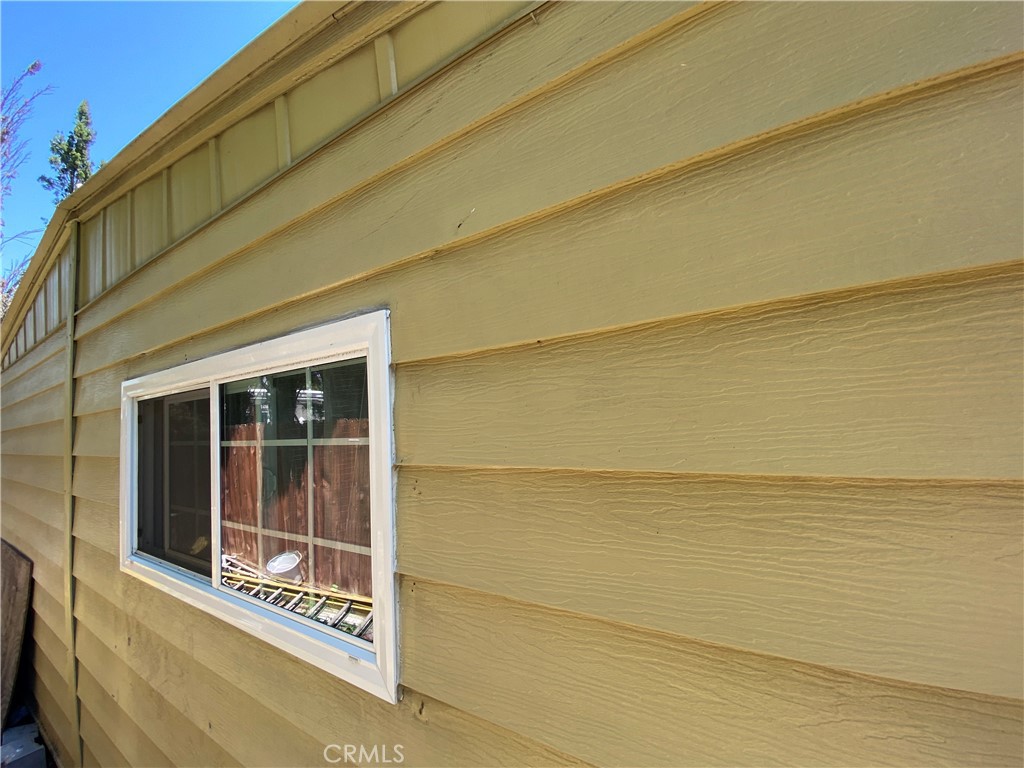 Corona West Mobile Home Park - Manufactured In Park