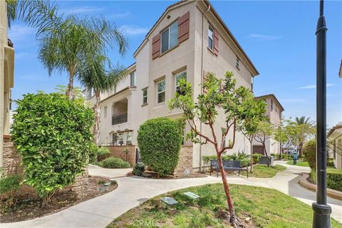 147 Royal Way Upland CA 91786