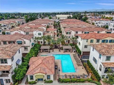 147 Royal Way, Upland, CA 91786 - MLS#: AR25106502