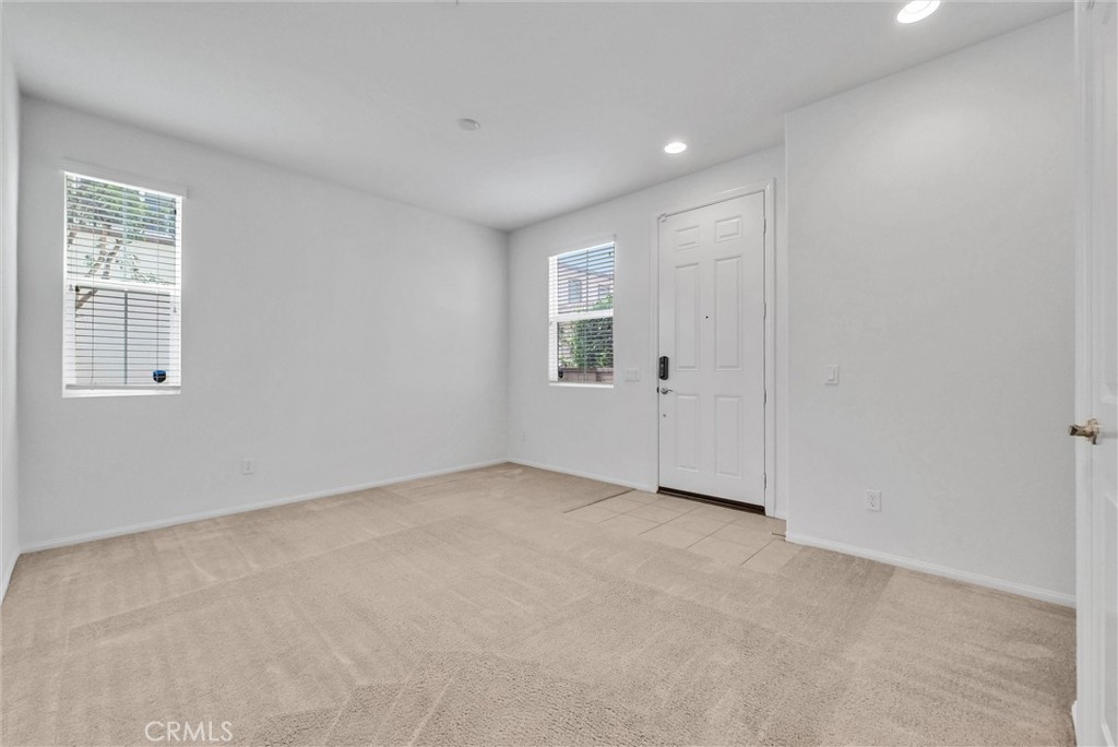 147 Royal Way