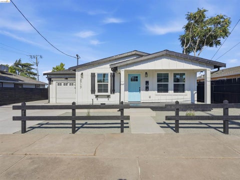 Photo of 2717 D Street ST, Antioch, CA 94509 (MLS # 41141714)