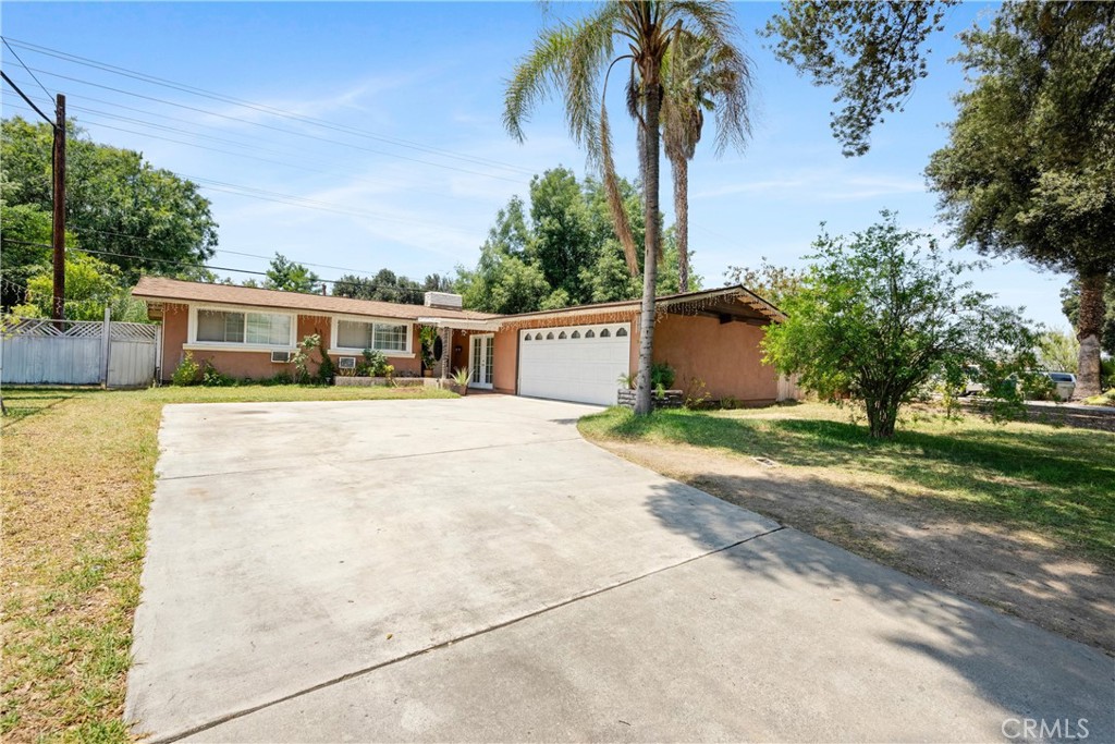 6863 La Jolla Drive