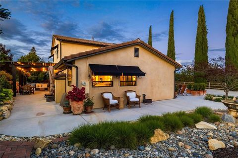 Tiny photo for 927 Osos Way, Paso Robles, CA 93446 (MLS # SC26082148)