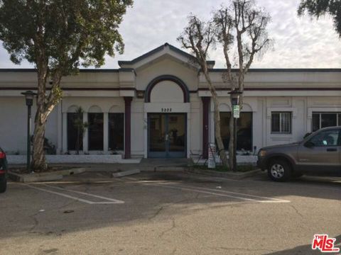 Photo of 2222 W Manchester Boulevard #A, Inglewood, CA 90305 (MLS # 25612945) Photo of 2222 W Manchester Boulevard #A, Inglewood, CA 90305 (MLS # 25612945)