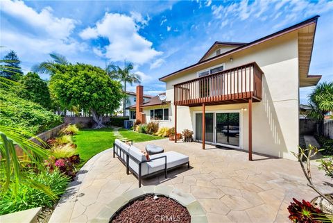 Photo of 2010 Van Karajan Dr, Rancho Palos Verdes, CA 90275 (MLS # SB26078743)