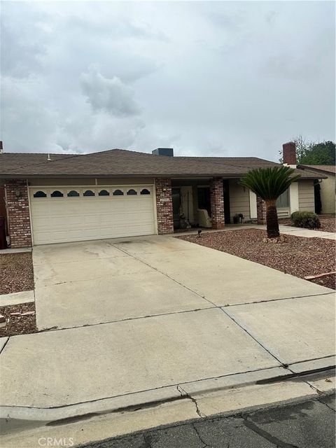 Photo of 27992 Foxfire St, Menifee, CA 92586 (MLS # IV26077303)