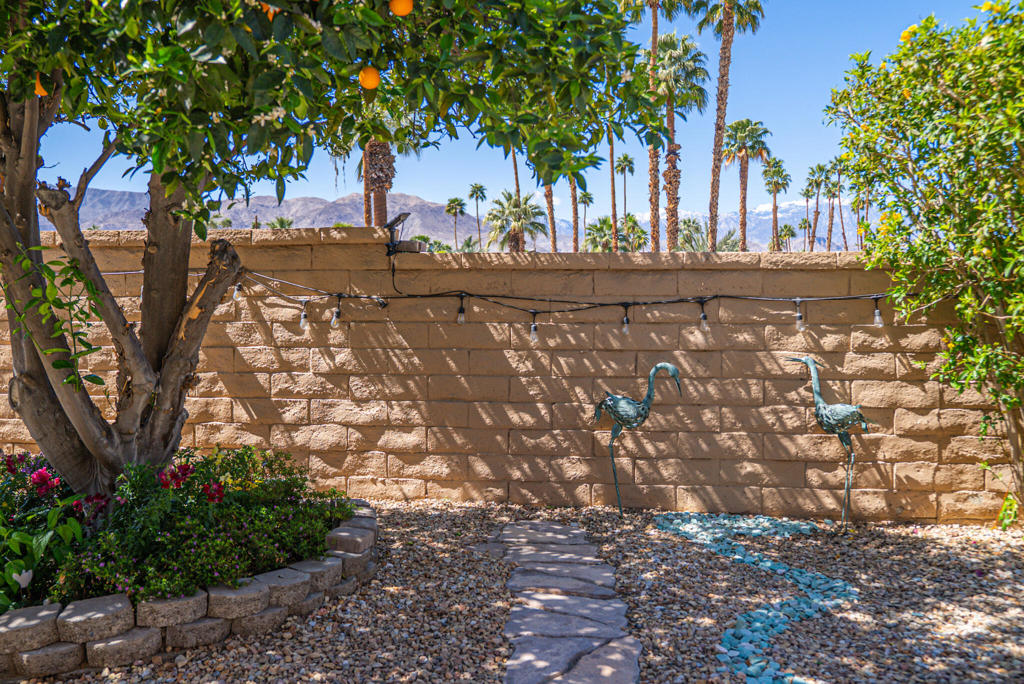 Hidden Palms - Residential