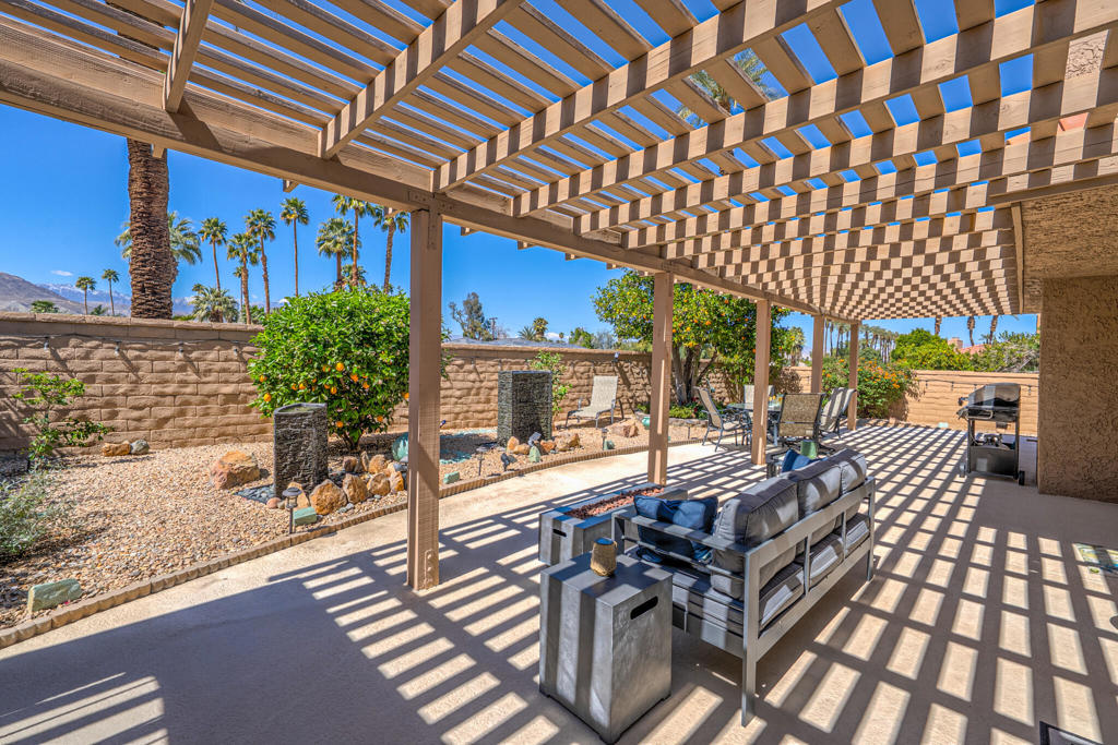 Hidden Palms - Residential