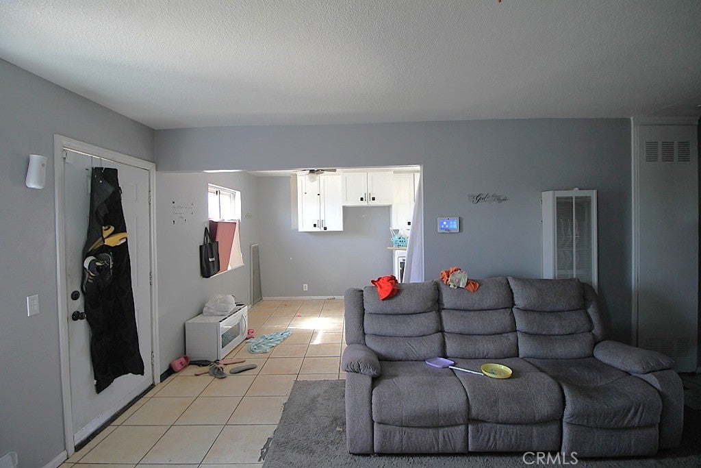 610 Chateau