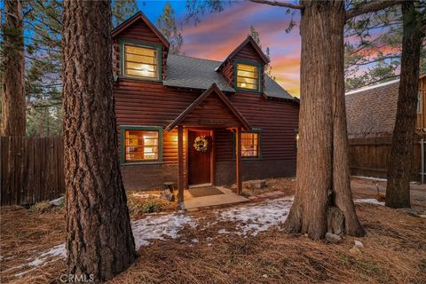 Photo of 301 E Barker Boulevard, Big Bear City, CA 92314 (MLS # SW26042272)