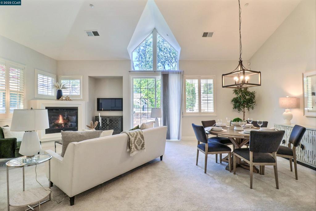 SUGARLOAF - Residential