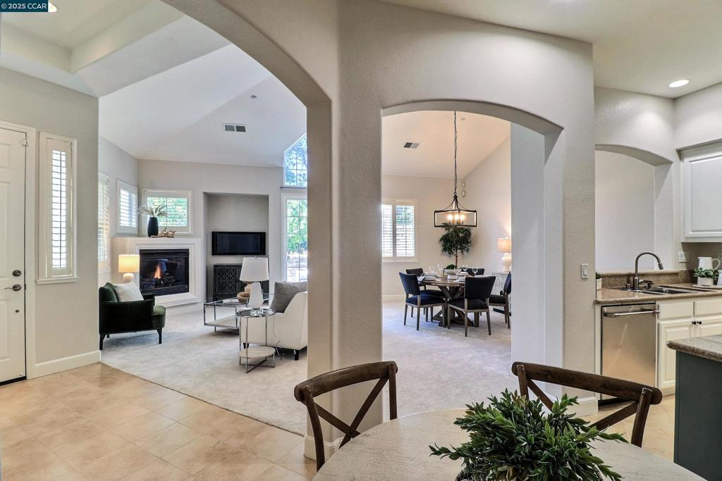 SUGARLOAF - Residential