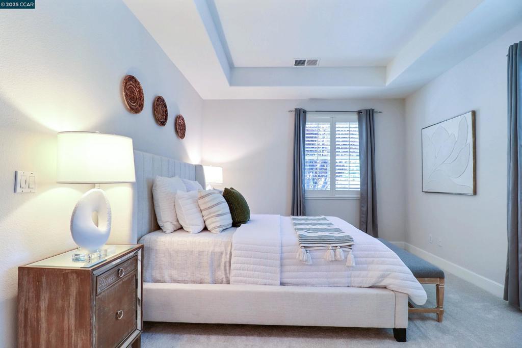 SUGARLOAF - Residential