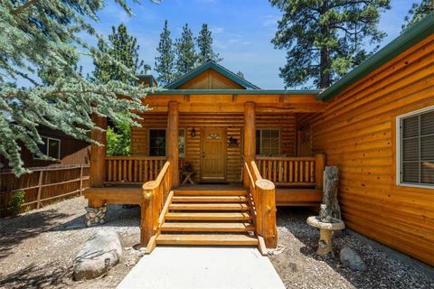 Photo of 137 Pinon Place, Big Bear Lake, CA 92315 (MLS # OC25144289) Photo of 137 Pinon Place, Big Bear Lake, CA 92315 (MLS # OC25144289)