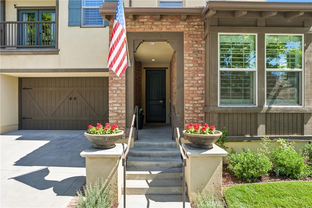 12 Rastro Street