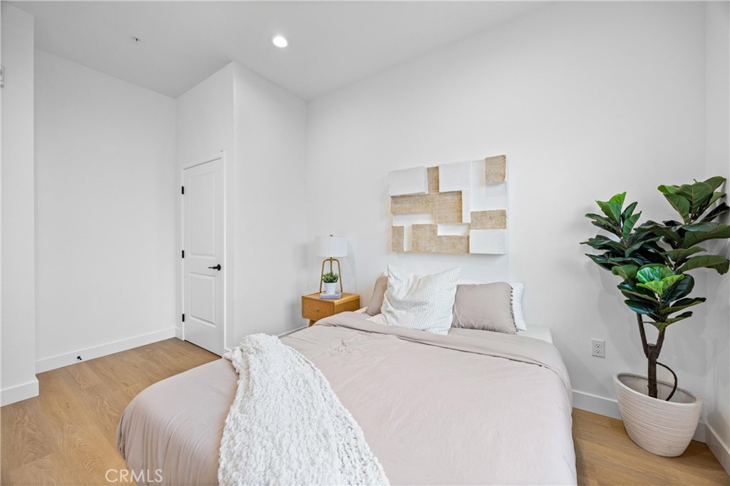 OTHR - Residential Lease