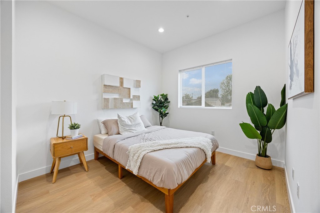 OTHR - Residential Lease