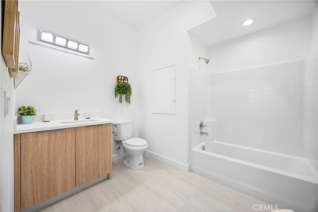 OTHR - Residential Lease