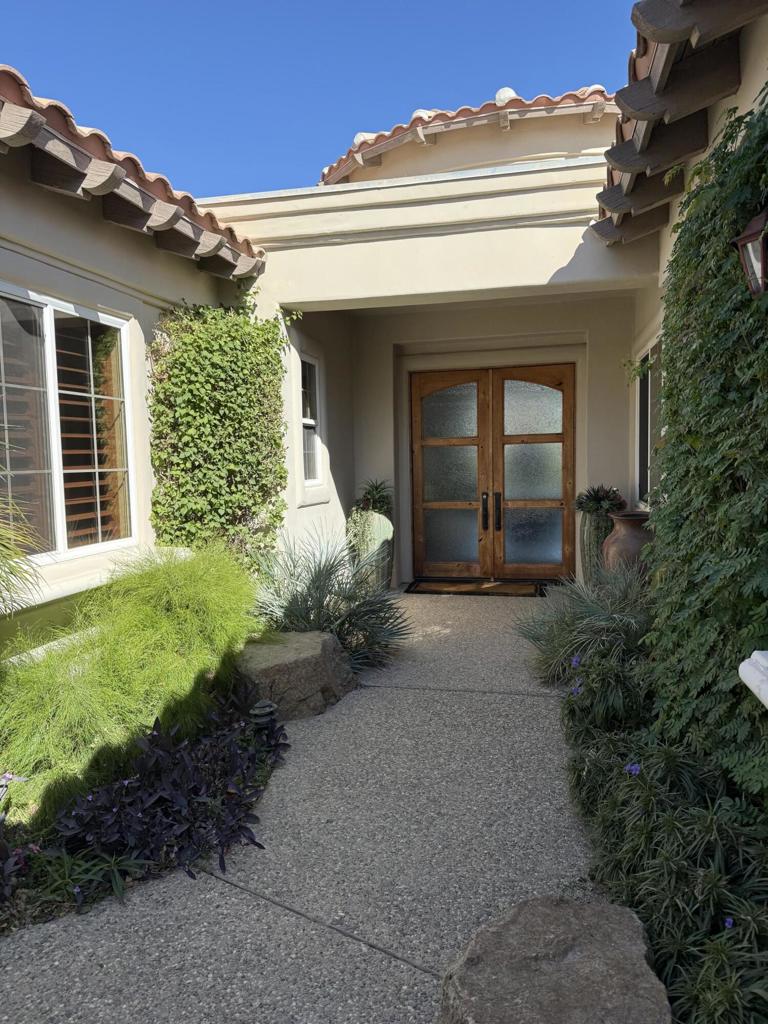 79100 Calle Brisa