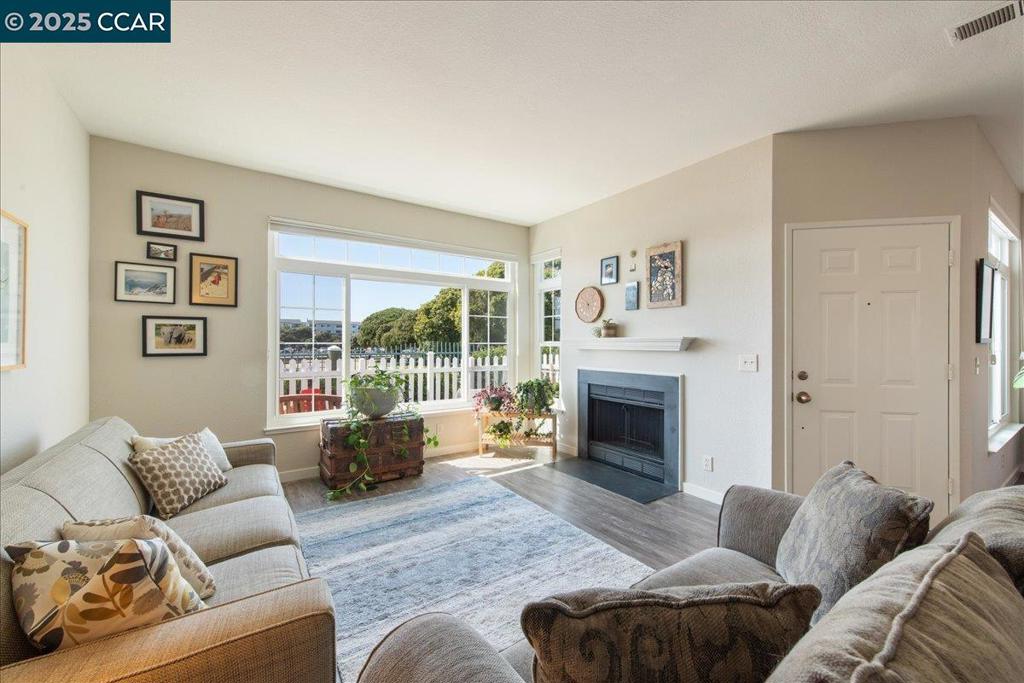 THE BEACH - Residential