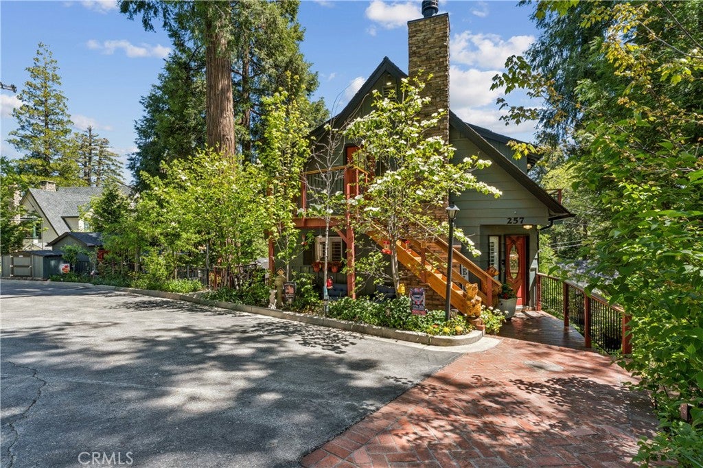 257 Corona Circle