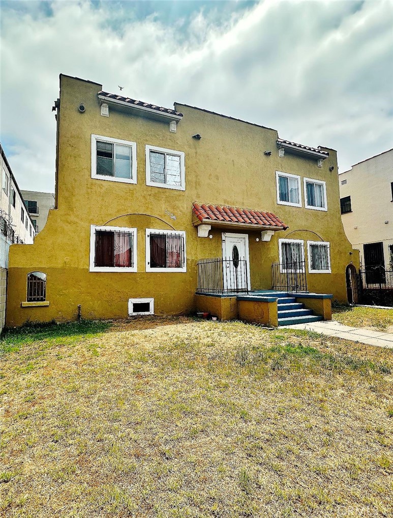 1136 Arapahoe Street