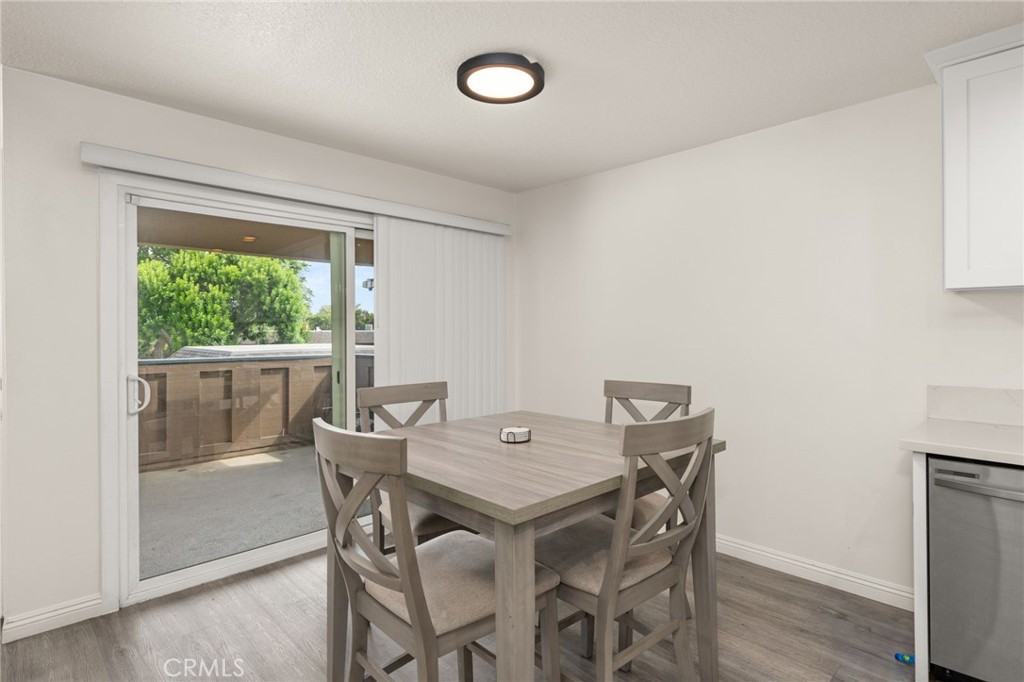 1400 E Bell Avenue 98K
