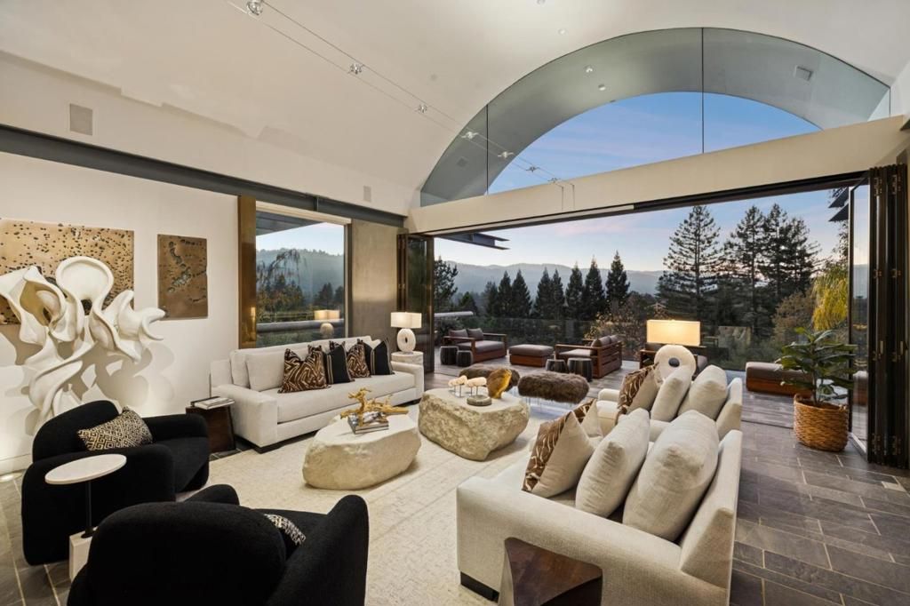 Photo of 65 Cheyenne Pt, Portola Valley, CA 94028 (MLS # ML82032104)