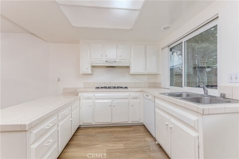 2726 W Orion Avenue Santa Ana CA 92704