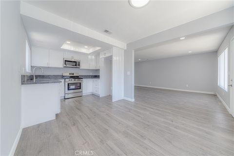 2726 W Orion Avenue Santa Ana CA 92704