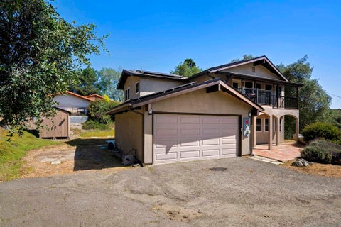 Photo of 885 Eldorado Drive DR, Escondido, CA 92025 (MLS # 260014490SD)