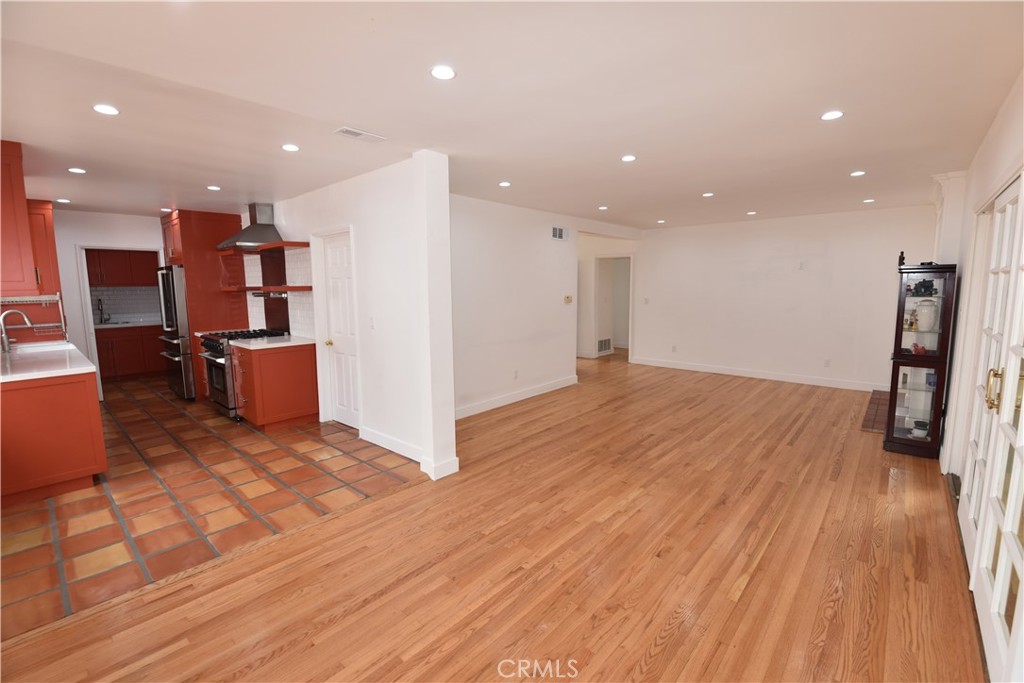 801 N 2nd