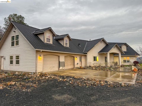 Photo of 16446 Stamp Mill Loop, Jamestown, CA 95327 (MLS # 41149480)