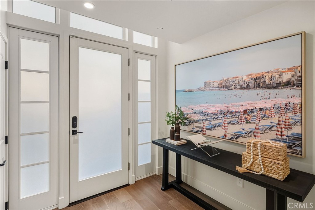 1373 N Coast Highway