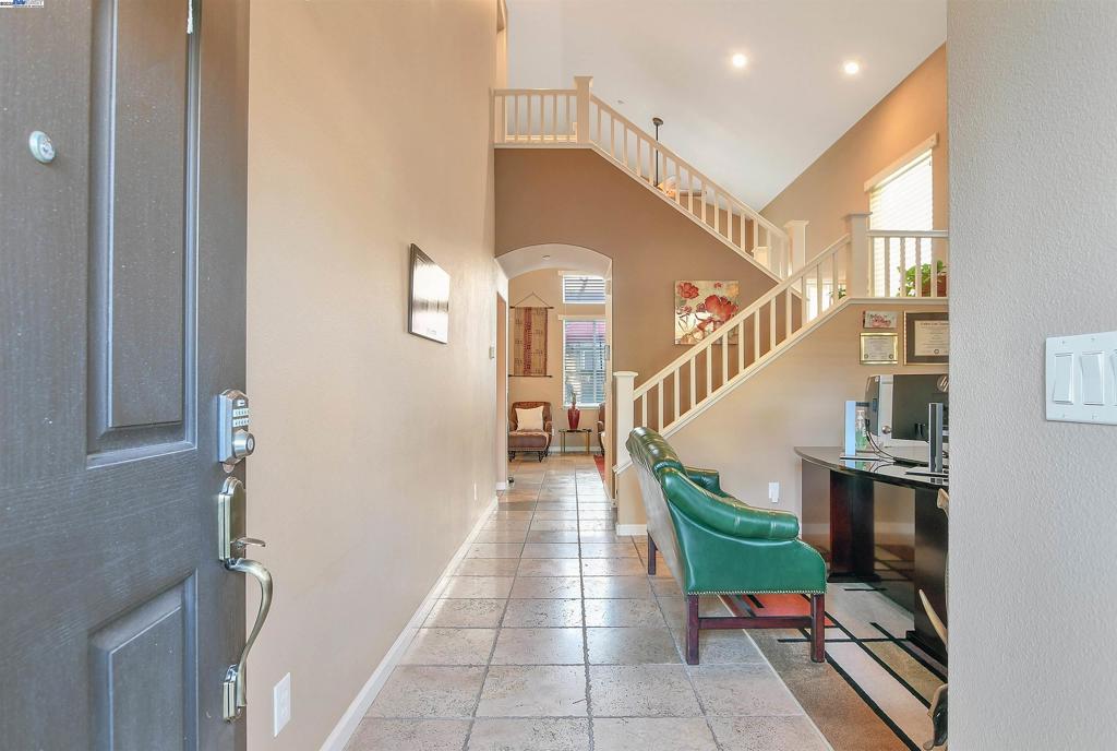 GARIN RANCH - Residential