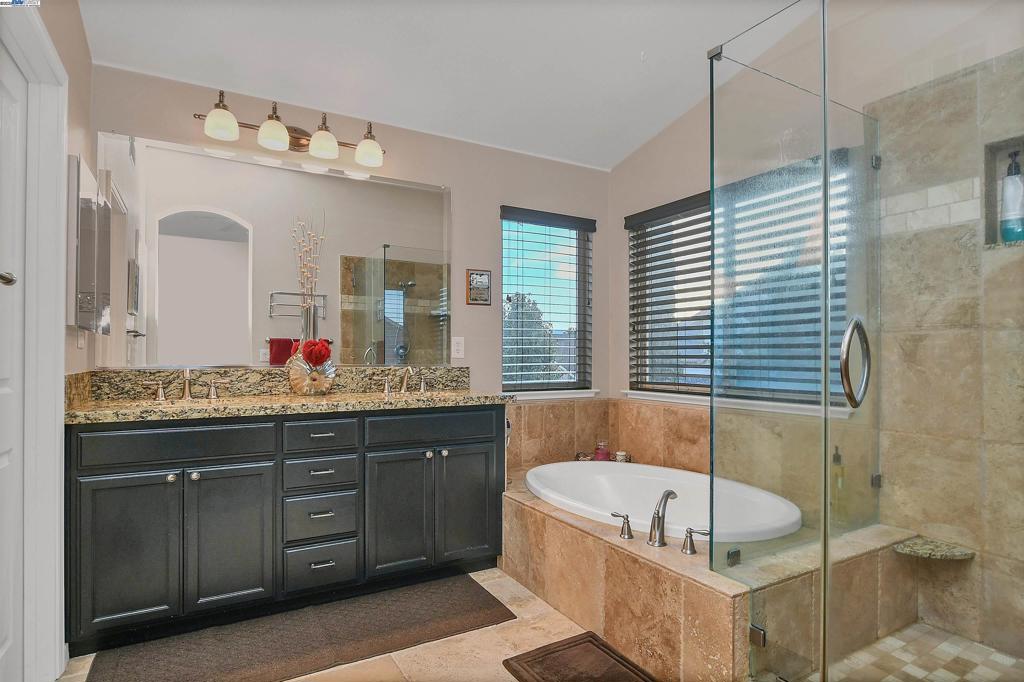 GARIN RANCH - Residential