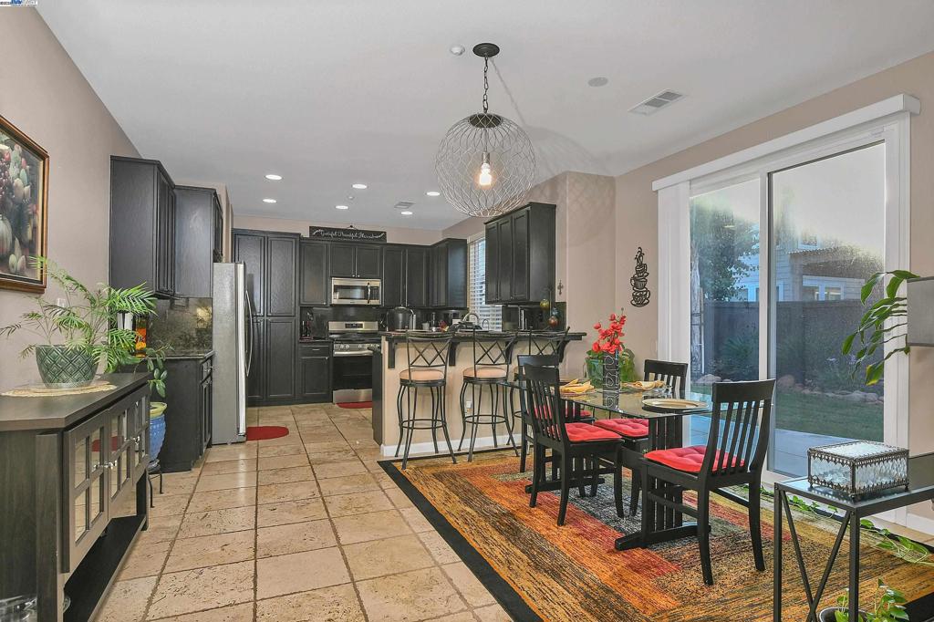 GARIN RANCH - Residential