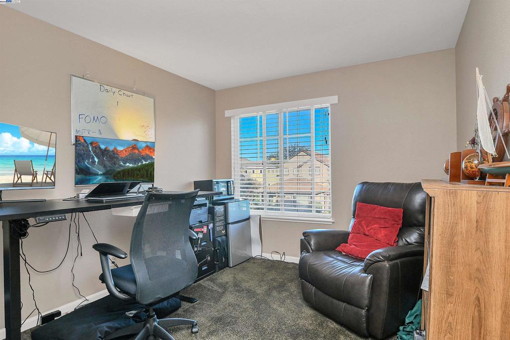 GARIN RANCH - Residential