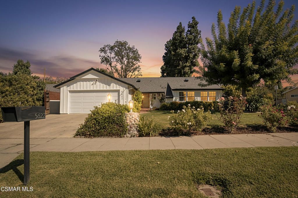 Photo of 5622 Le Sage Avenue, Woodland Hills, CA 91367 (MLS # 225005211)