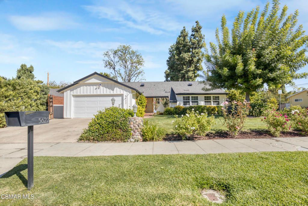 Photo of 5622 Le Sage Avenue, Woodland Hills, CA 91367 (MLS # 225005211)