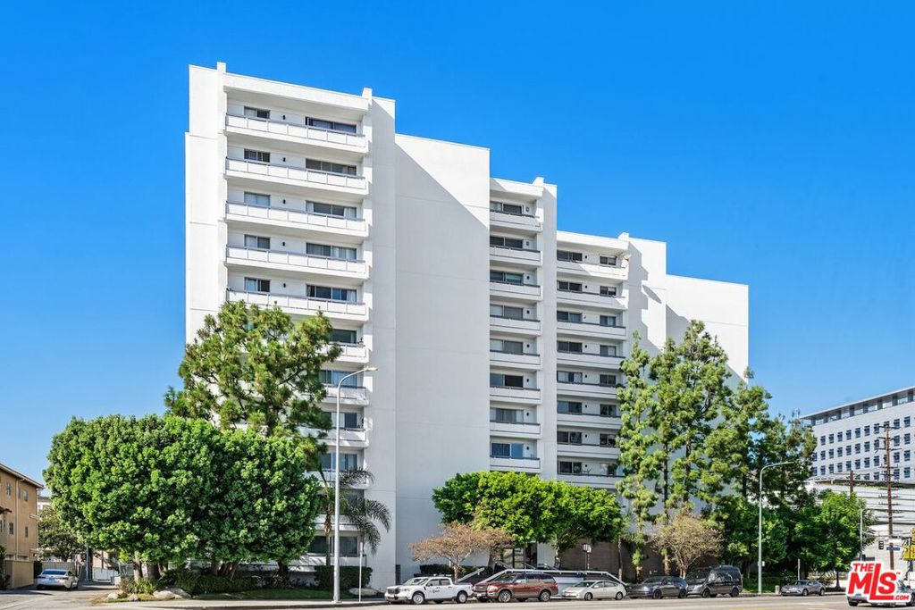 321 S San Vicente Boulevard 301