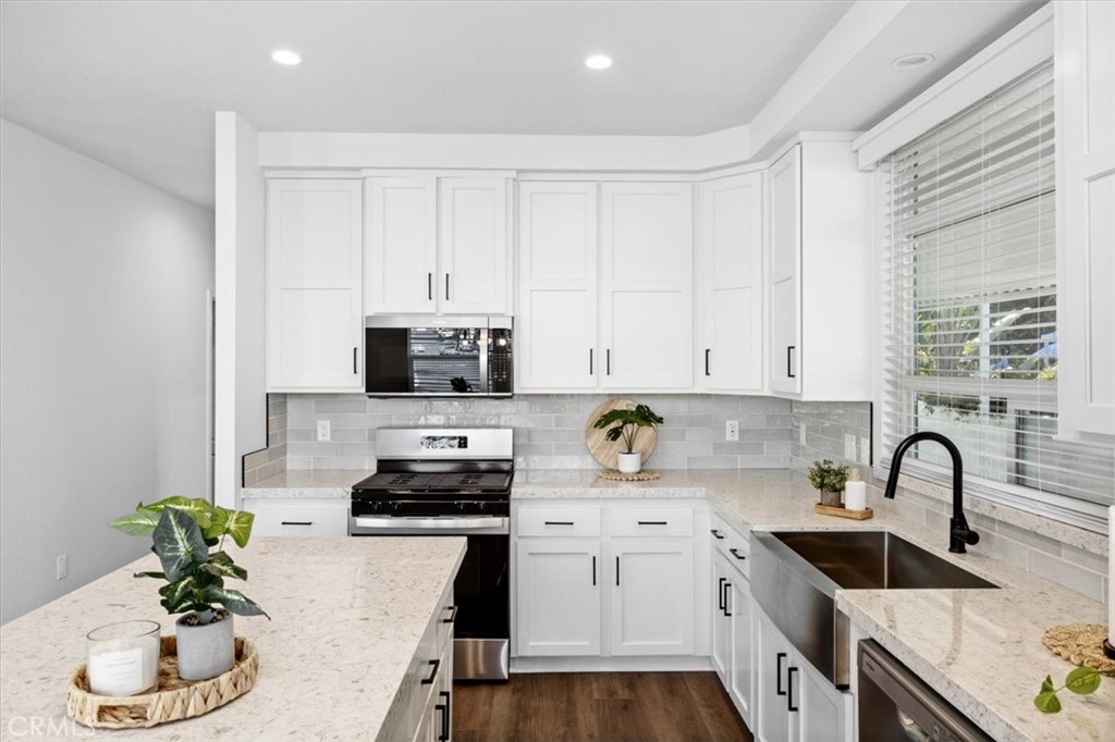 7239 San Luis St, 184